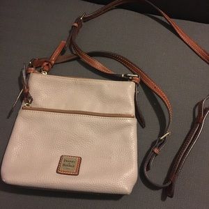 Lightly worn Dooney&Bourke Crossbody